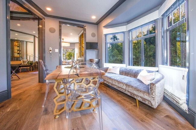 Photo - Marina Classic: Furnished 2 Bed/2 Bath. Unit 1