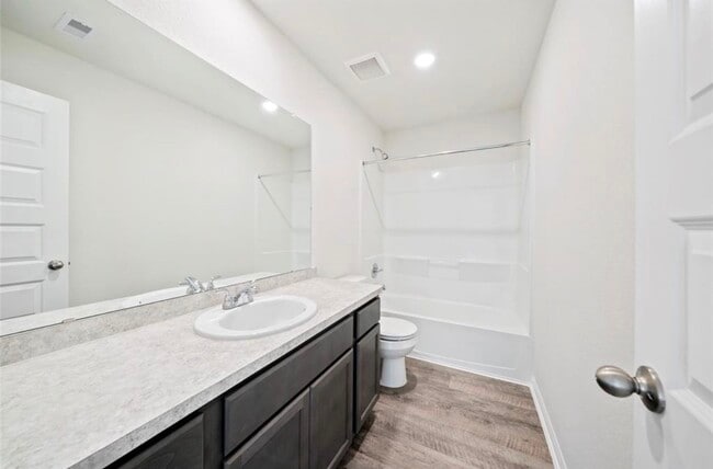 Photo - 25290 Pomegranate Pl