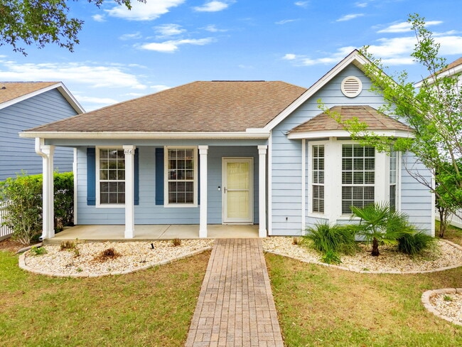 Photo - 486 Fanny Ann Way