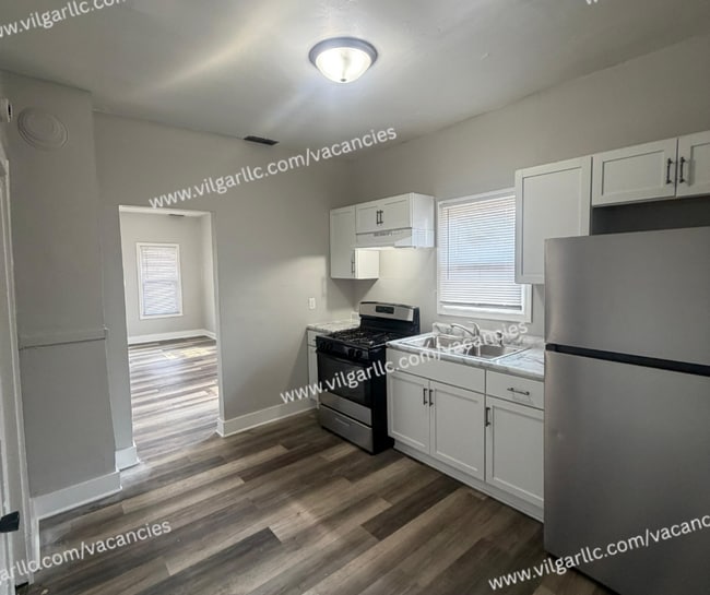 Photo - FOR RENT — SPACIOUS 3 BED / 1 BATH HOME