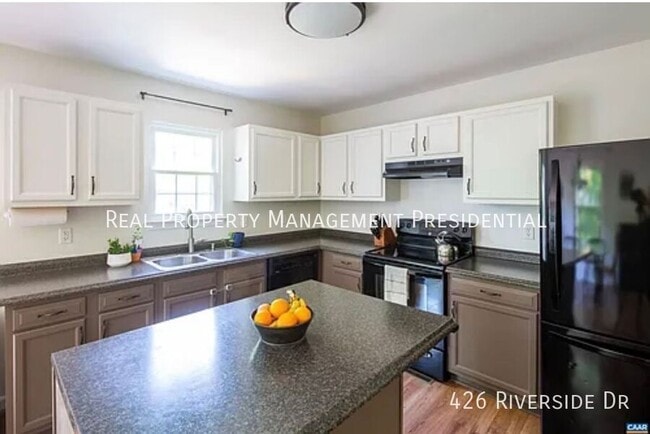 Photo - 426 Riverside Ave