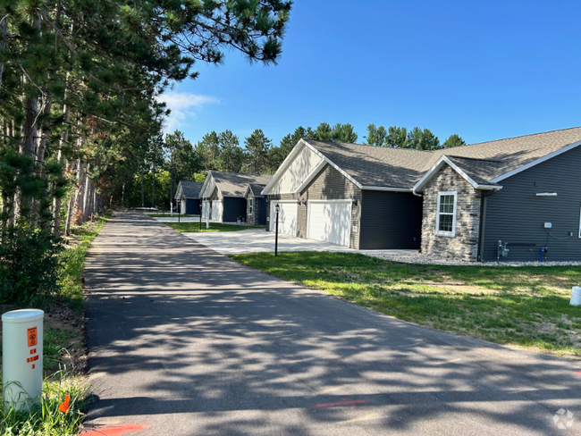 Building Photo - 3701 Doolittle Dr Rental