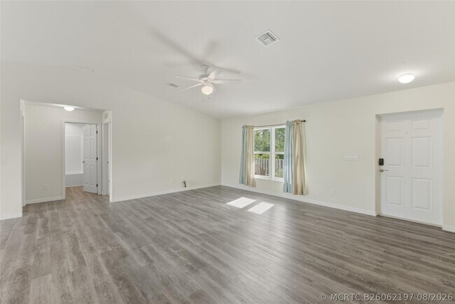 8007 Royal Ct