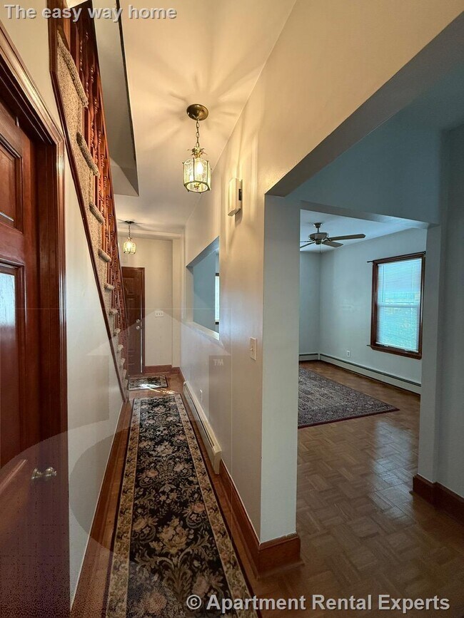 Photo - 25 Putnam St