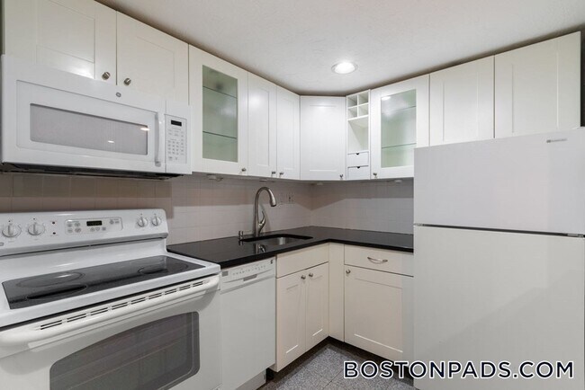 Photo - 30 Peterborough St Unidad G