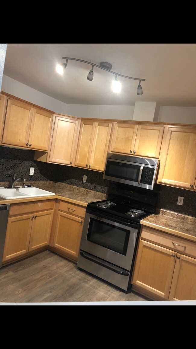 Kitchen 1 - 770 W Village Rd Unit 105