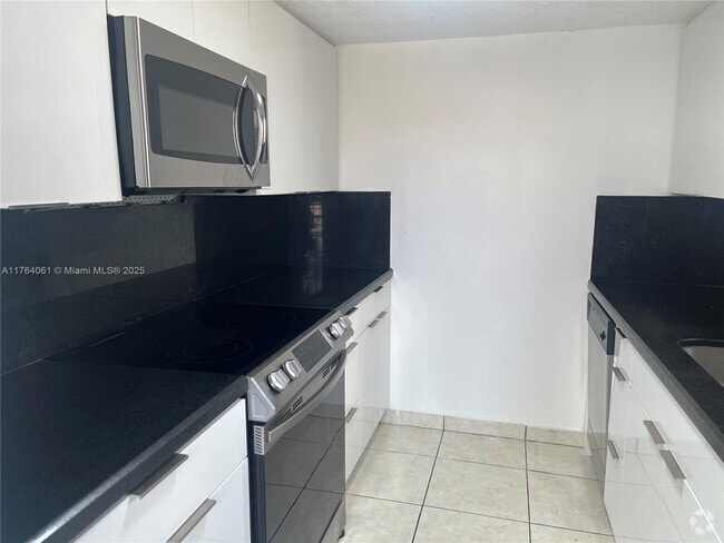 Building Photo - 1340 W 41st St Unit 101 Rental