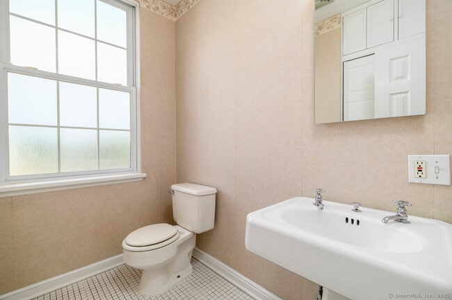 Photo - 104 East Ave