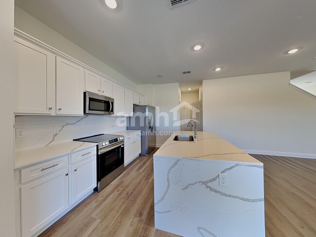 Photo - 4756 Tributary Ln