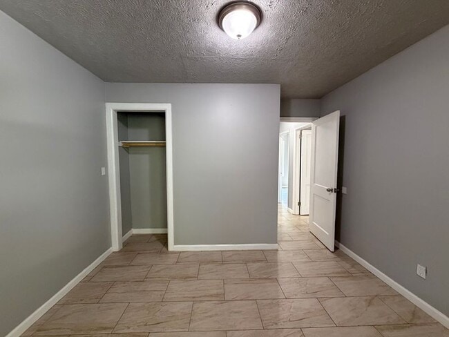 Photo - 2157 Nelms Dr SW