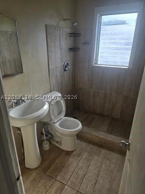Photo - 2215 Fillmore St Unit B