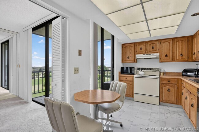 Photo - 6895 Willow Wood Dr Unit 1065