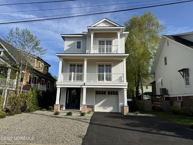 Photo - 18 Maplewood Ave Casa