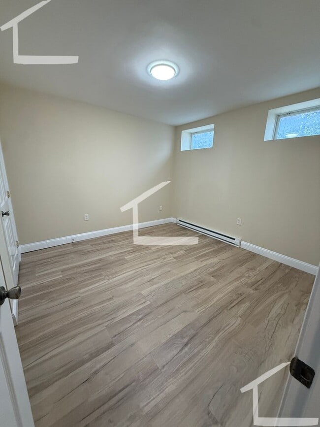Photo - 184 St Paul St