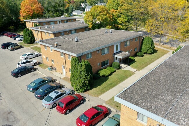 Building Photo - The Midtown Apartments