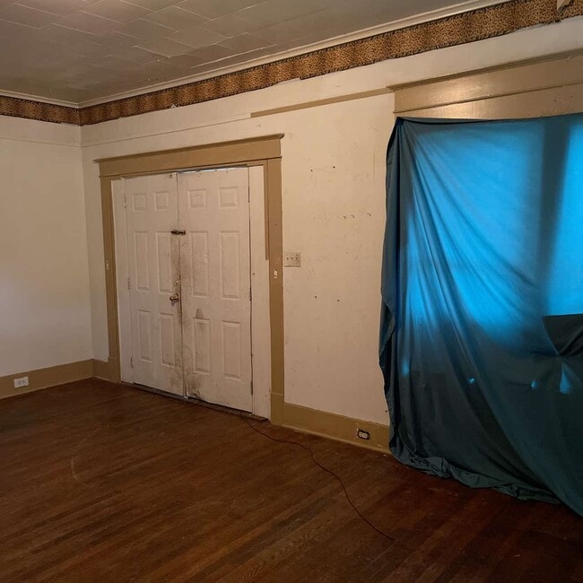 Photo - 112 Linderman Ave
