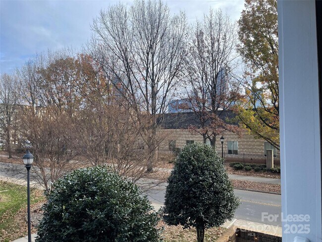 Photo - 300 S Cedar St