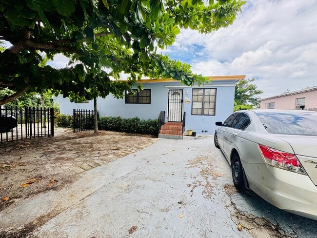 Photo - 1060 NW 116th St Unit 1