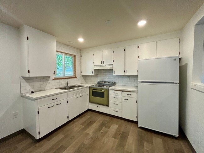 Photo - 1308 N Alder St Unit 1308 N Alder #1