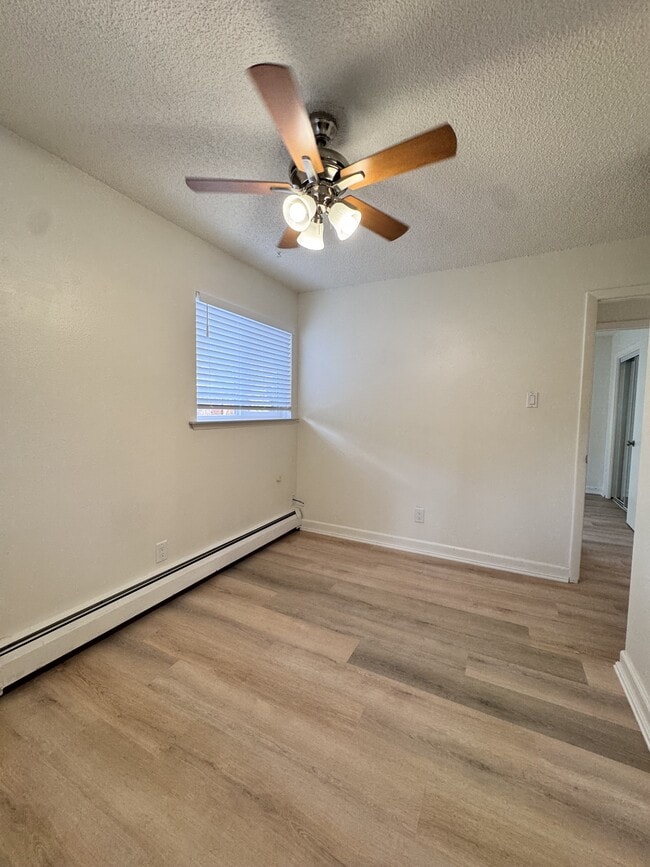 Photo - 736 Bennett Ave