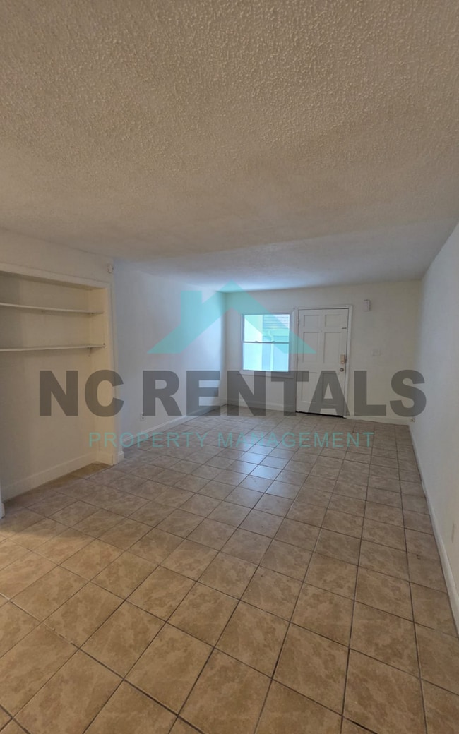 Photo - 7000 Longstreet Dr Unit C