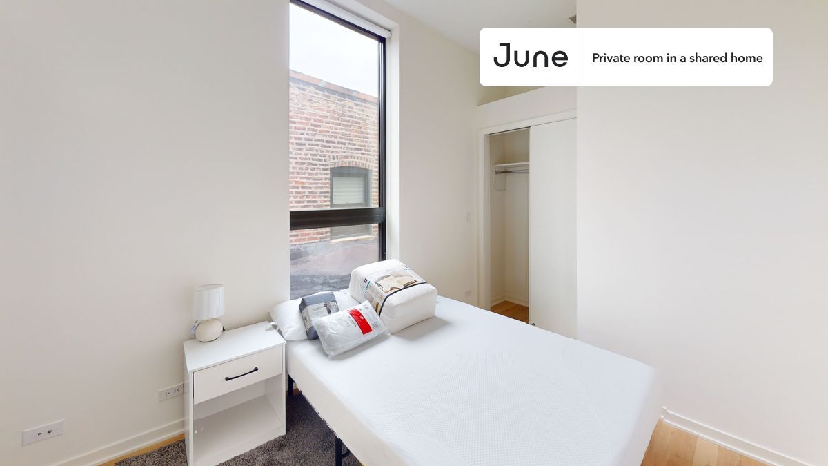 Private bedroom in 4 bed/3 bath Home - Private bedroom in 4 bed/3 bath Home