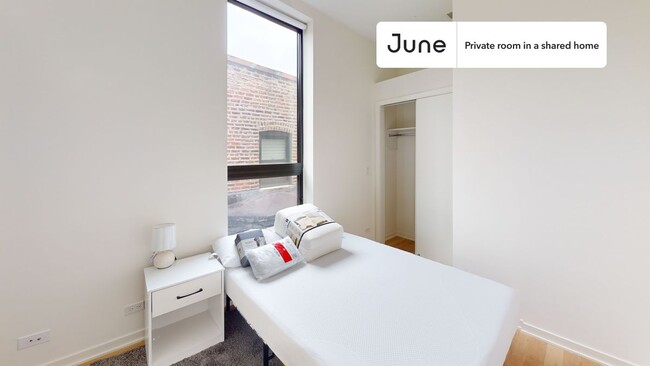 Private bedroom in 4 bed/3 bath Home - Private bedroom in 4 bed/3 bath Home Unidad A