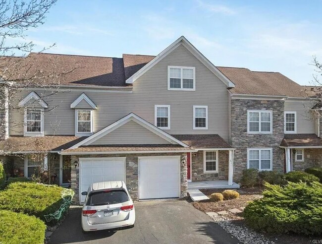 Photo - 54 Lower Ridge View Cir