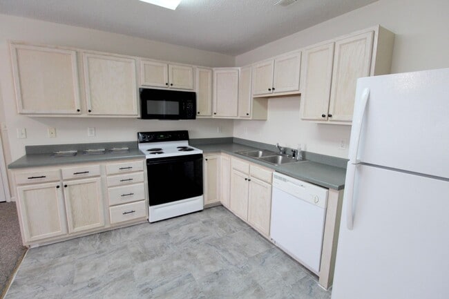 1322 Devon Ln