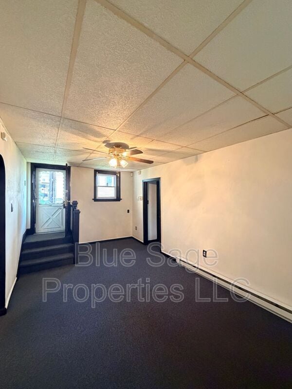 Photo - 621 W 7th St