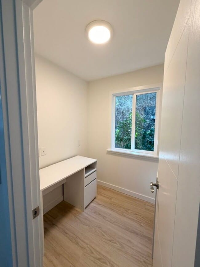 Photo - $3,000 Furnished 2-Bedroom + Den, 1-Bathroom Upstairs Duplex in Aiea