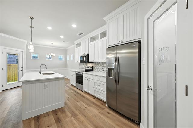 Photo - 110 Market St