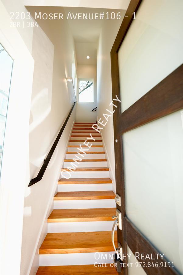 Photo - 2203 Moser Ave