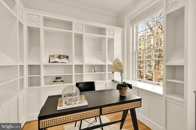 Photo - 1704 16th St NW Unit 5