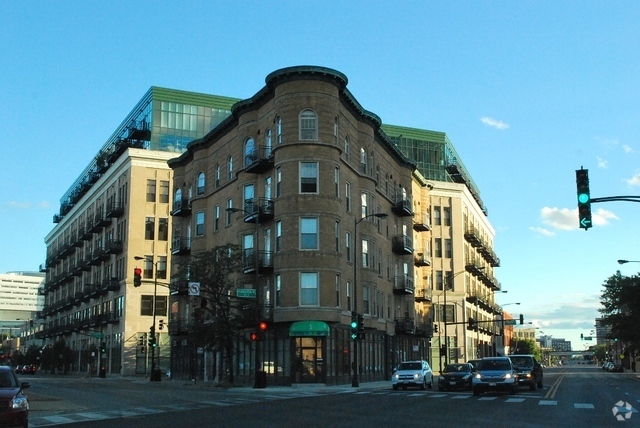 Building Photo - 34 S Ashland Ave Rental
