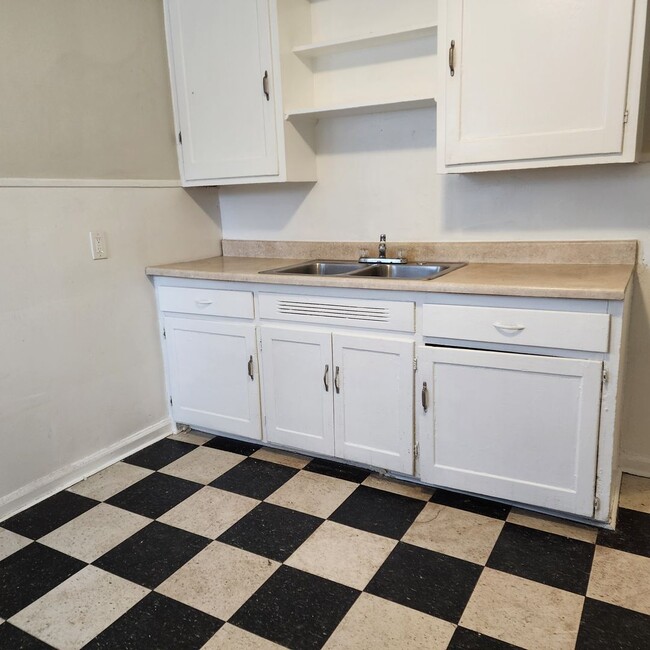 Photo - Detroit bungalow, available immediately