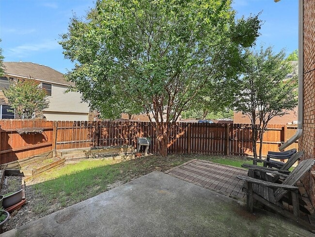 Photo - 5004 Rain Forest Dr
