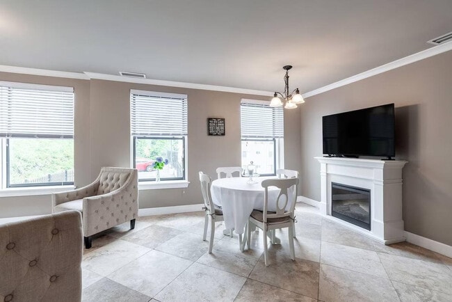 Photo - 510 Tacoma Ave S Unit ID1296619P