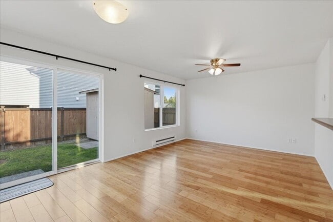 Photo - 3Bd/2Ba Lake Stevens Home