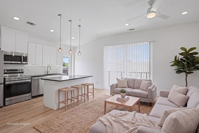 Building Photo - Be the first to live in Unit 303 at 2217 Fitzhugh—a brand-new 2026 construction offering 778 sq f...