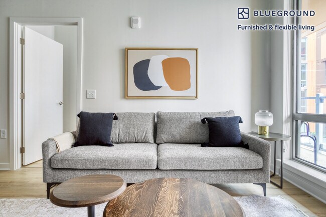 Photo - 2121 1st St Unidad FL4-ID342