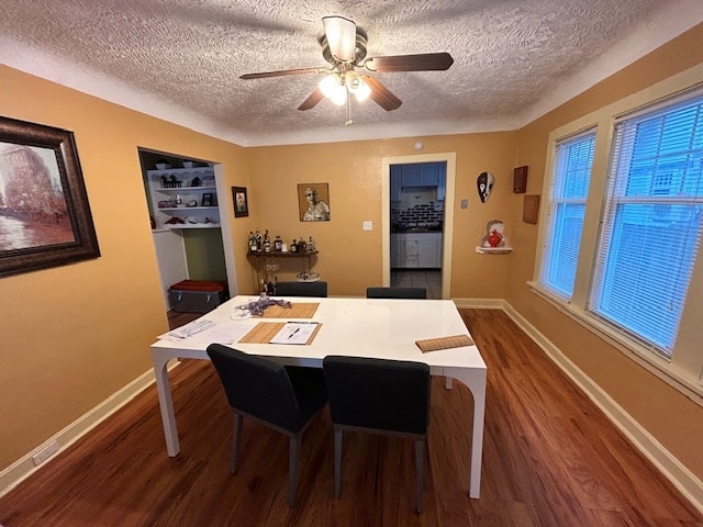Dining room - 2933 E Derbyshire Rd Unit 1 - lower