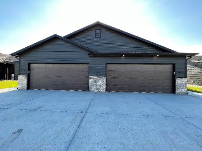 Photo - 13513 Haskell Ct