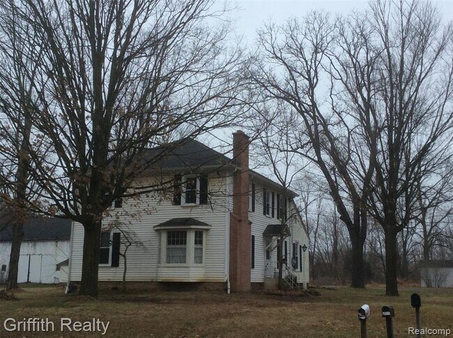 Photo - 8345 Maltby Rd