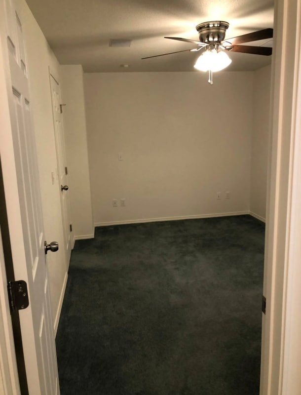 Photo - 2325 Royal Palm Dr