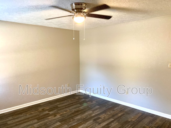 Photo - 124 Lower Brownsville Rd