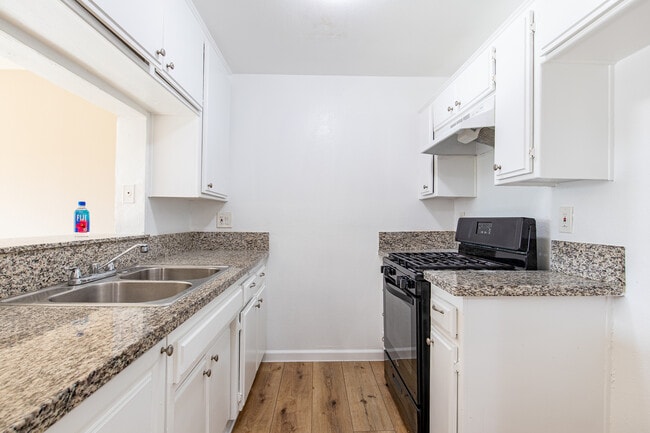 Van Nuys Apartments