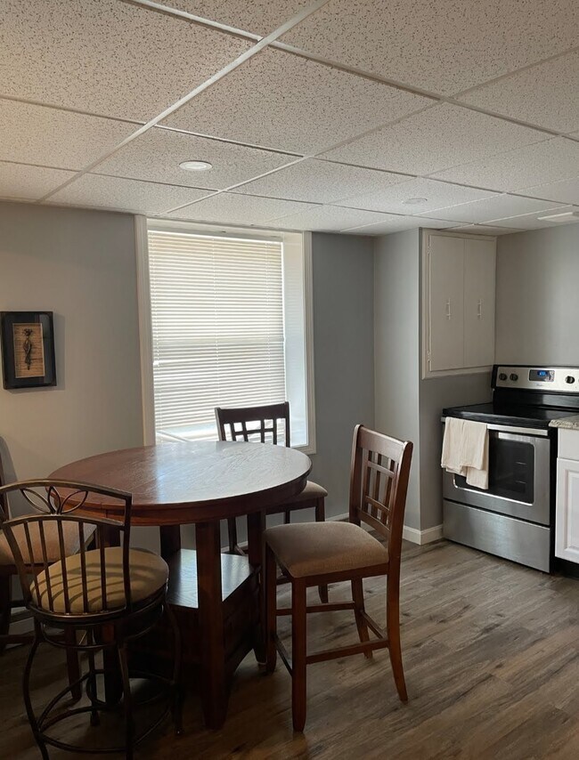 Kitchen - 1 Hampson St Unit Basement