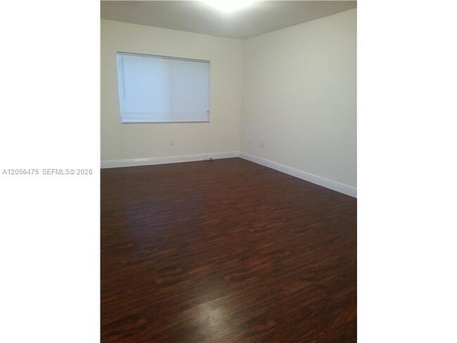 Photo - 2880 Pine Tree Dr Unit 12