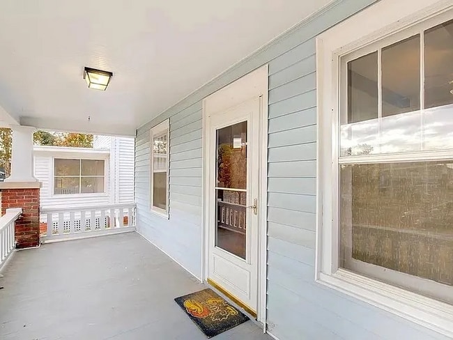 Photo - 224 W Wilson St